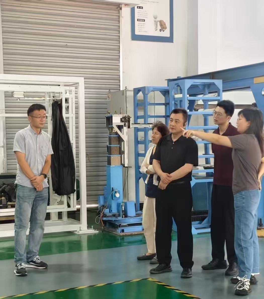 研究院专家与九工机器团队开展技术交流